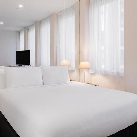 Oaks Melbourne On Collins Suites Exterior foto