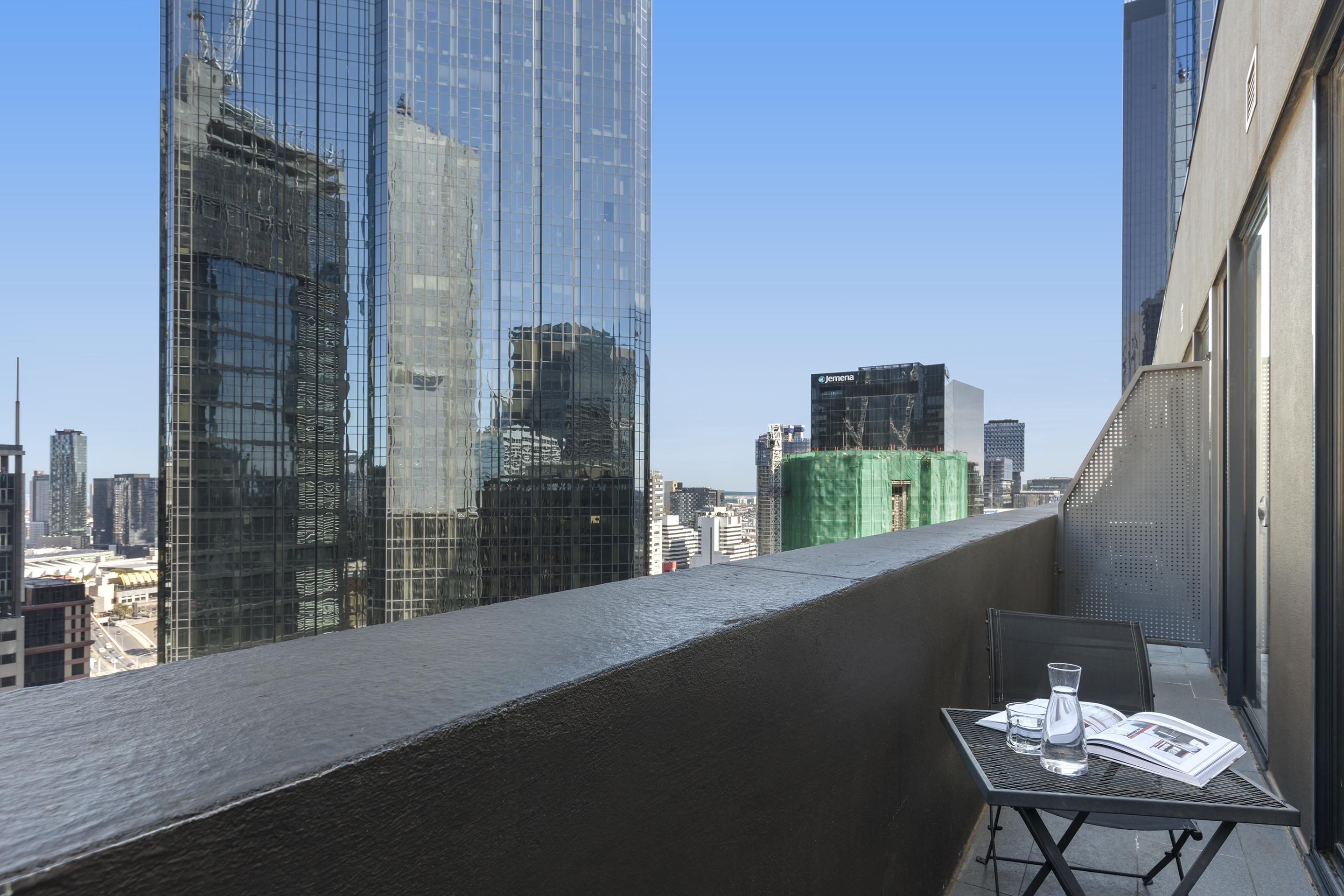 Oaks Melbourne On Collins Suites Exterior foto